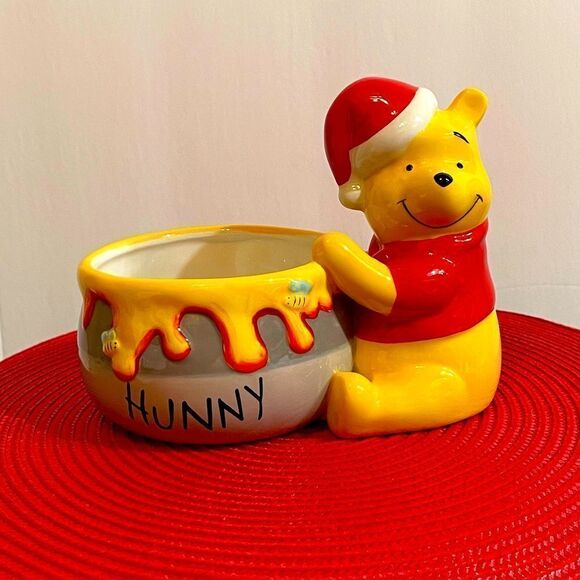 Disney Winnie the Pooh Holiday Accent Bowl NWT - Picture 1 of 7